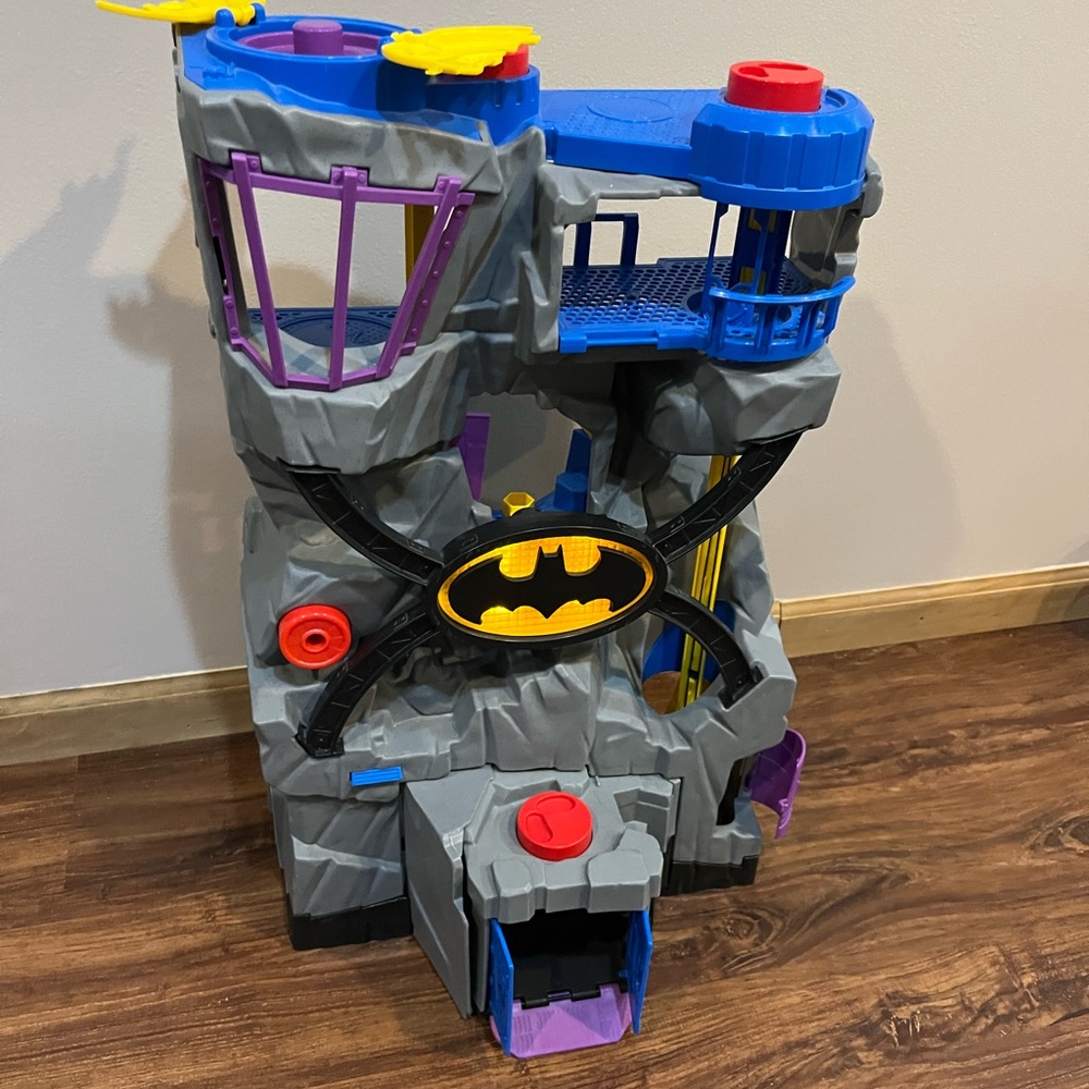 BATMAN Bat cave  Imaginext Super Friends Batcave